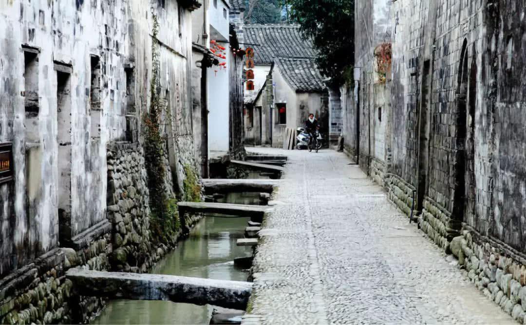 《大江大河3》：拿下宫新鸣力捧雷东宝，孙青山的领导智慧你看懂了吗？